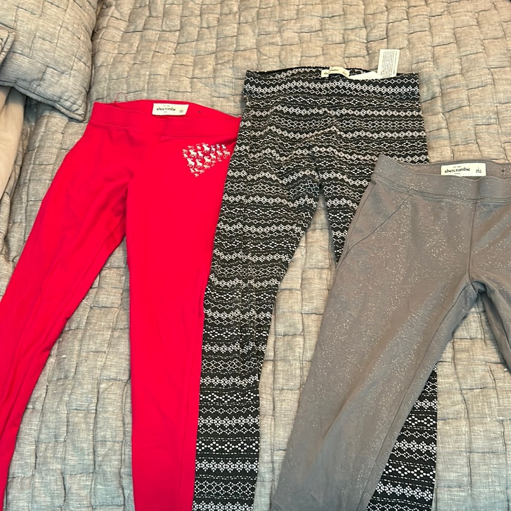 Abercrombie girls leggings (3 size large)